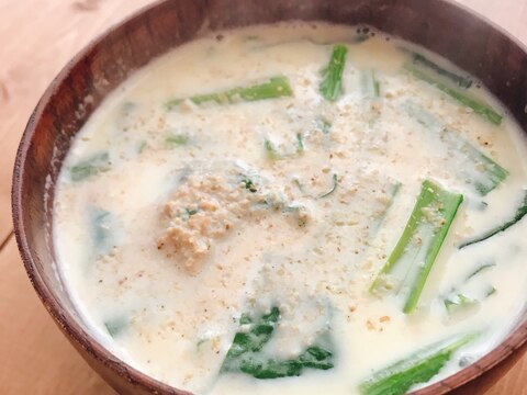 香るごまの小松菜豆乳スープ